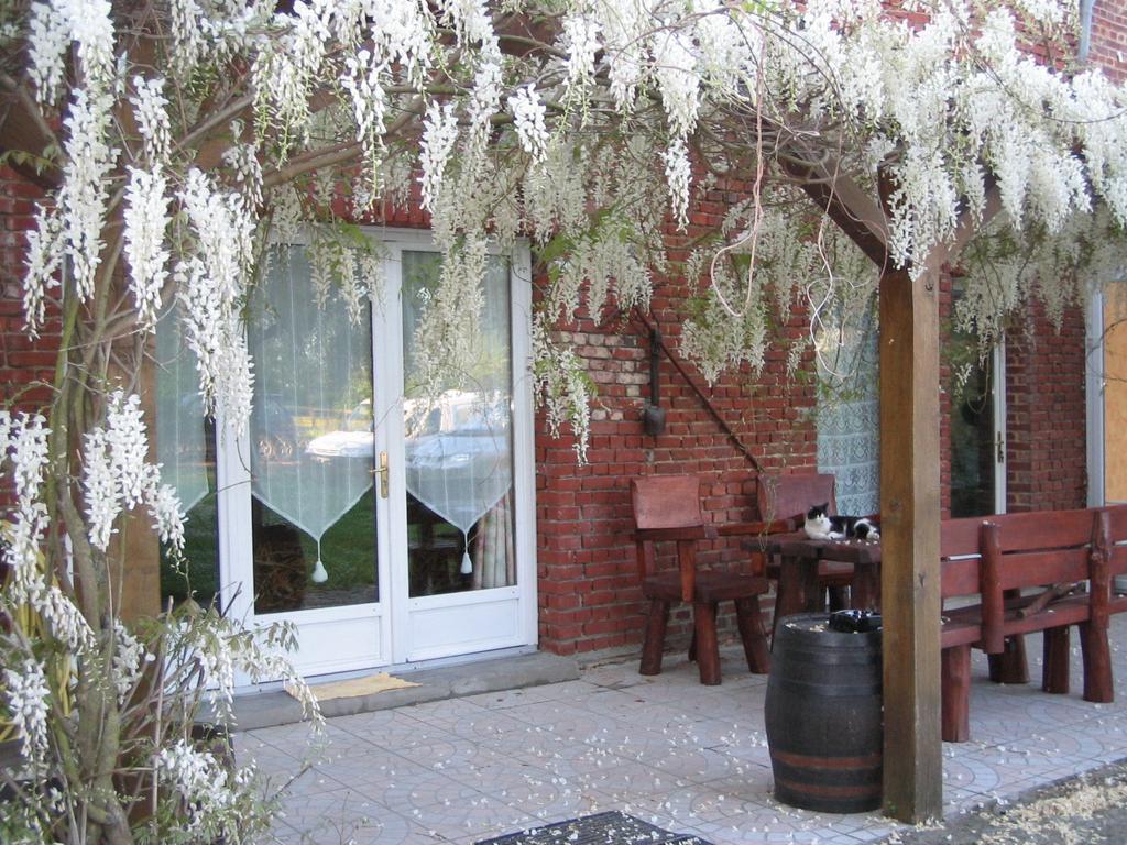 Chambre D'Hotes La Chaiserie Romeries Exterior foto
